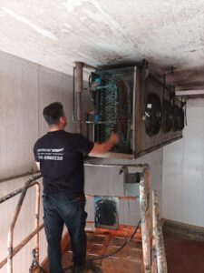 טוהר מיזוג אוויר | טכנאי שירות למערכות מיזוג אוויר​ ולחדרי קירור באשקלון אשדוד והדרום